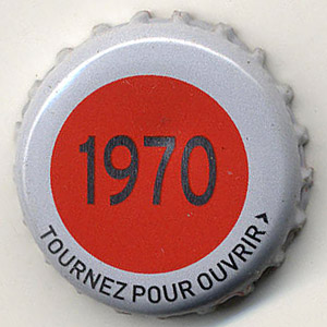 19027